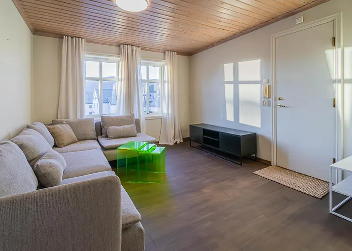 Charming And Bright Apartment In Alesund City