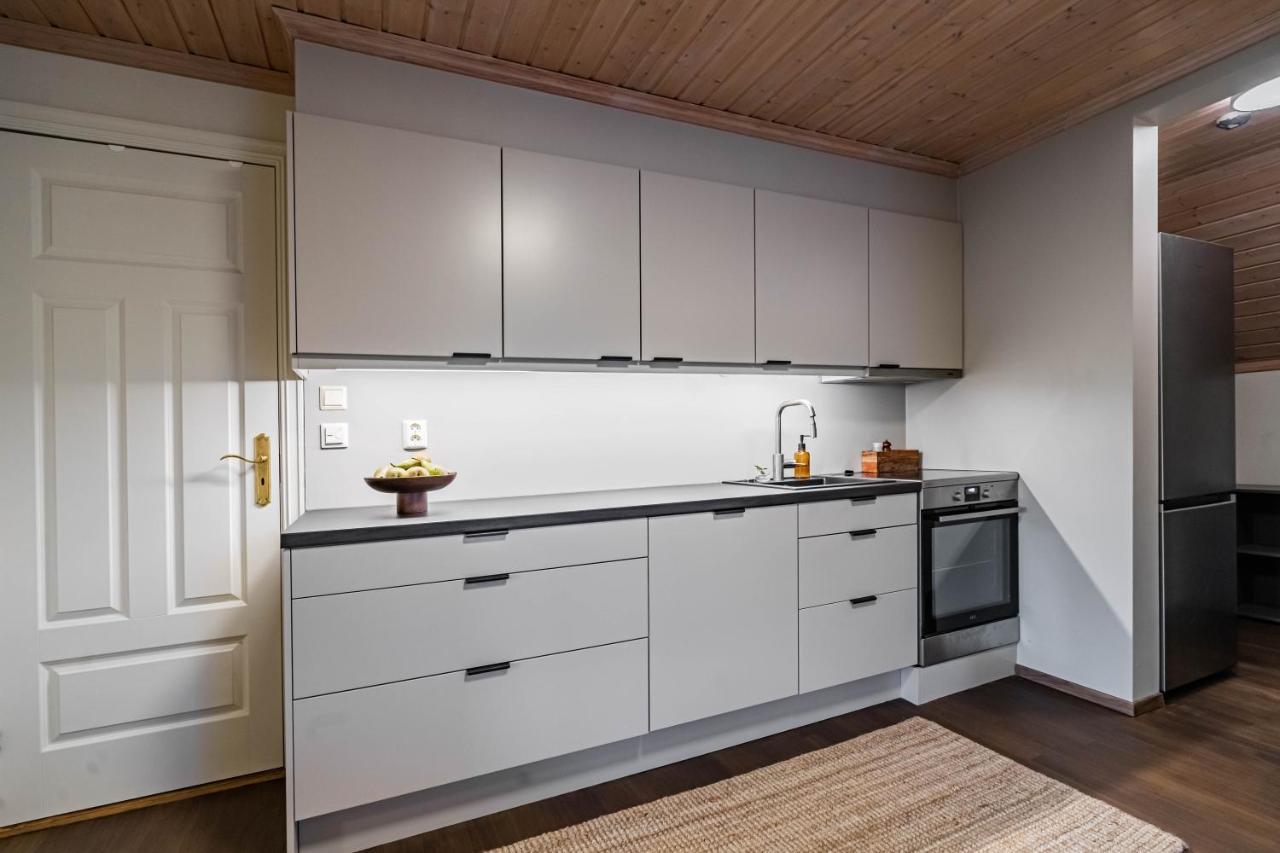 Appartement Charming And Bright In *